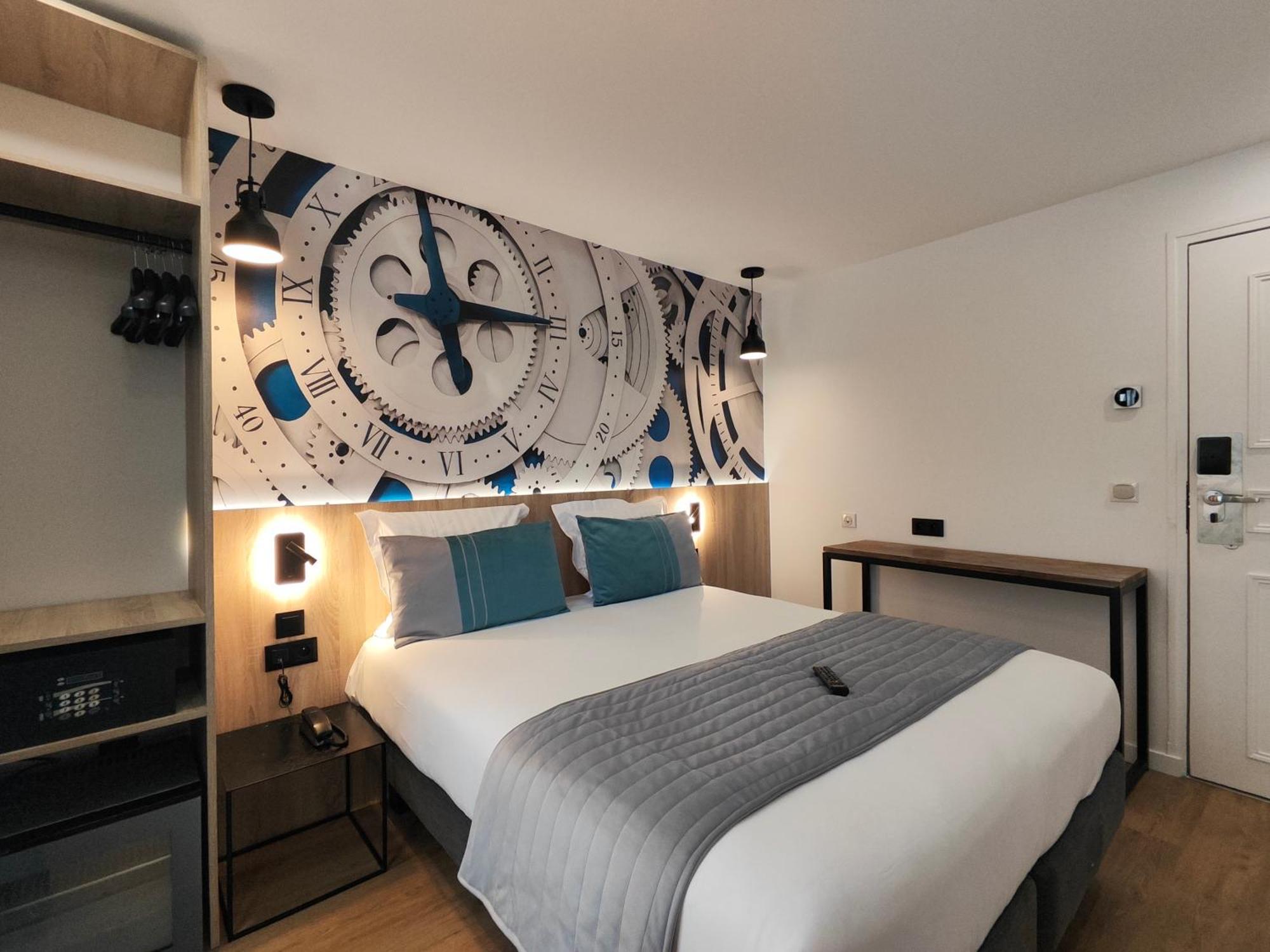 Deluxe Double Room,1698846296:JPEG